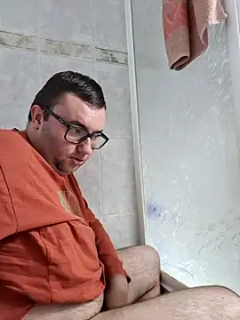 Javier bear online show from 12/01/25, 02:18