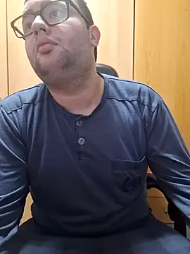 Javier bear online show from 12/03/25, 03:55