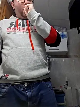 Javier bear online show from 03/05/26, 02:13