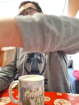 Javier bear online show from 02/22/26, 09:55