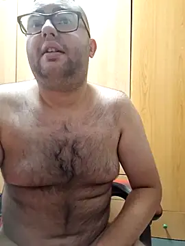 Javier bear online show from 09/27/25, 08:09