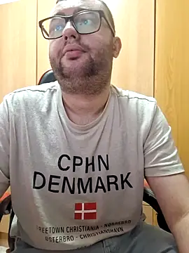 Javier bear online show from 04/14/26, 11:59