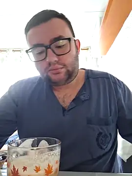 Javier bear online show from 11/15/25, 09:02