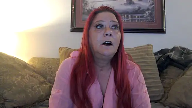 LexxiLeeds online show from 10/10/25, 11:00