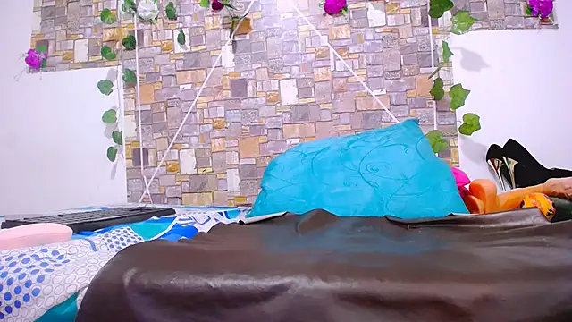 MaidenGame online show from 10/22/25, 03:00