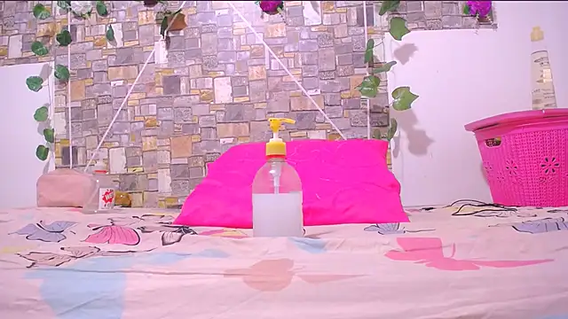 MaidenGame online show from 05/13/26, 03:41