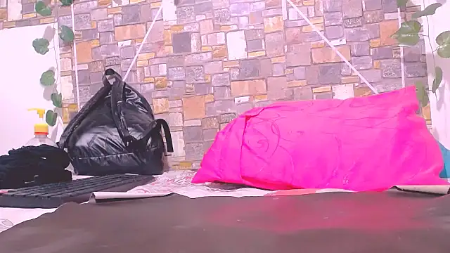 MaidenGame online show from 03/31/26, 04:20