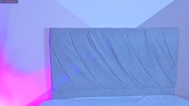 mailin18 online show from 11/30/25, 10:21