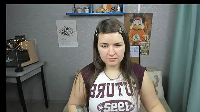 Snapshot of LineraPitts chatting on 12/16/24, 08:31 LineraPitts online show from 12/16/24, 08:31