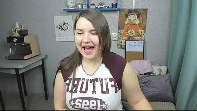 Snapshot of LineraPitts chatting on 10/06/25, 01:12 LineraPitts online show from 10/06/25, 01:12