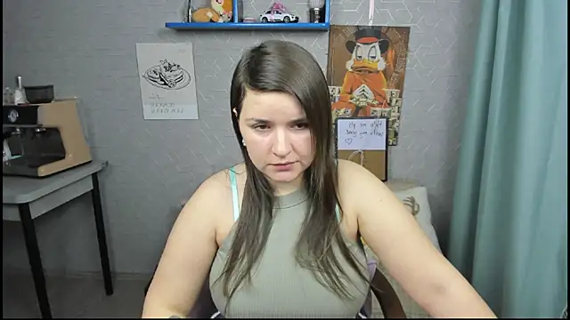 Snapshot of LineraPitts chatting on 03/11/25, 04:07 LineraPitts online show from 03/11/25, 04:07