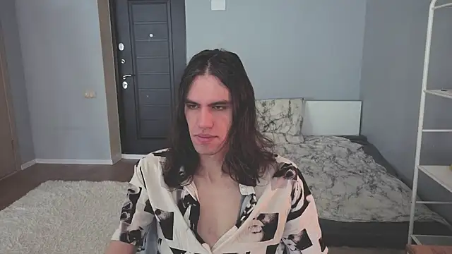 mollymila online show from 04/12/26, 08:28