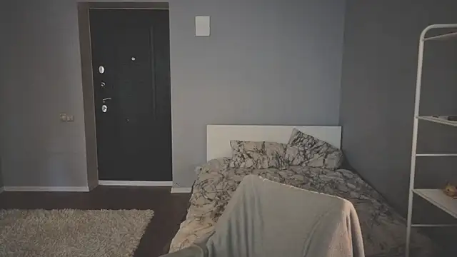 mollymila online show from 04/13/26, 04:38