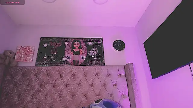 kimMaddiee online show from 03/03/26, 05:47