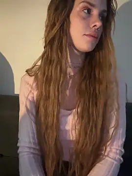 EmiliaCatalina online show from 05/31/26, 12:38