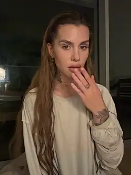 EmiliaCatalina online show from 02/22/26, 12:57