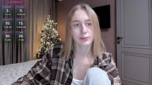 Mika Ray online show from 12/18/25, 11:30