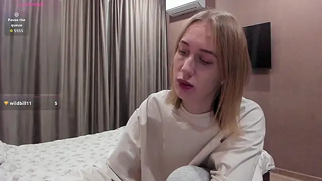 Mika Ray online show from 11/09/25, 11:20