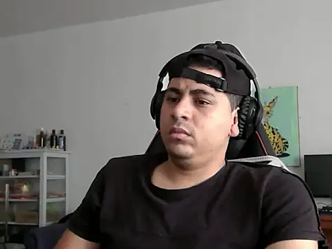 Snapshot of ElferXXX chatting on 02/25/26, 08:19 ElferXXX online show from 02/25/26, 08:19