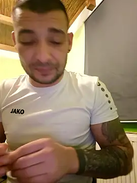 Zoltanioan26 online show from 01/07/26, 10:53