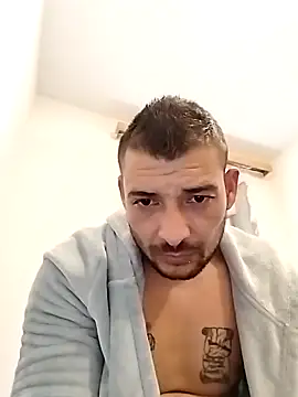 Zoltanioan26 online show from 10/27/25, 11:44