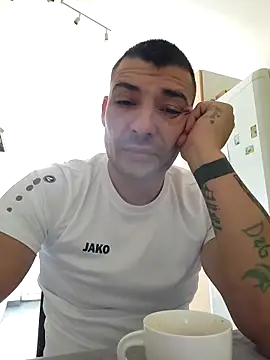 Zoltanioan26 online show from 11/29/25, 08:58