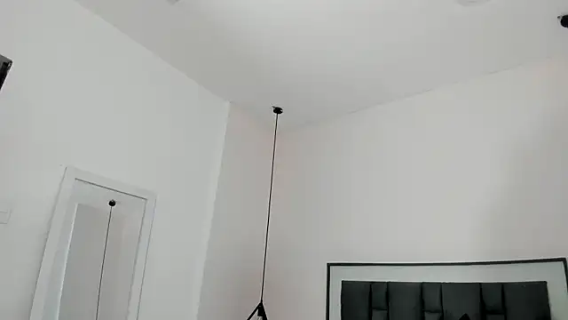 victoria cooper3 online show from 12/01/25, 11:11