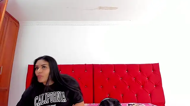 youlittle perverts online show from 11/21/25, 07:02