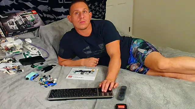 zack Fisher online show from 02/05/25, 03:23