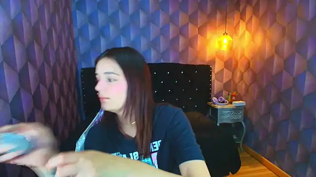 LiaHarryis online show from 03/19/26, 06:41