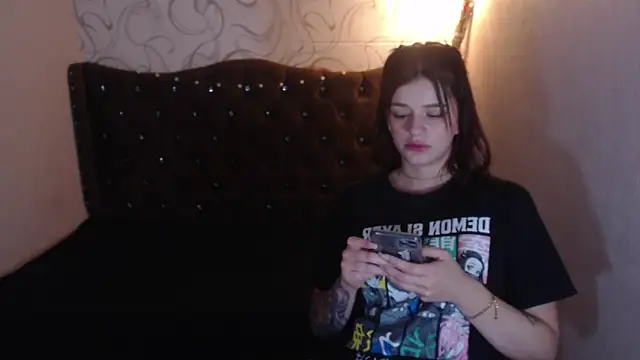 LiaHarryis online show from 03/15/25, 04:21