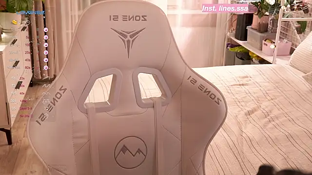 Snapshot of linessssa chatting on 01/09/25, 09:58 linessssa online show from 01/09/25, 09:58