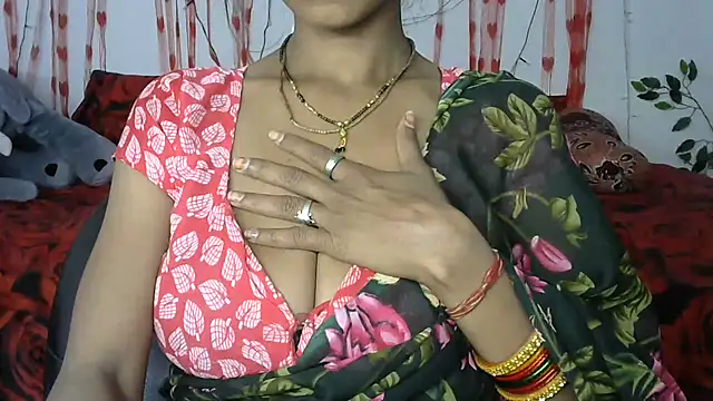 Anjali Milsi online show from 03/18/25, 09:45