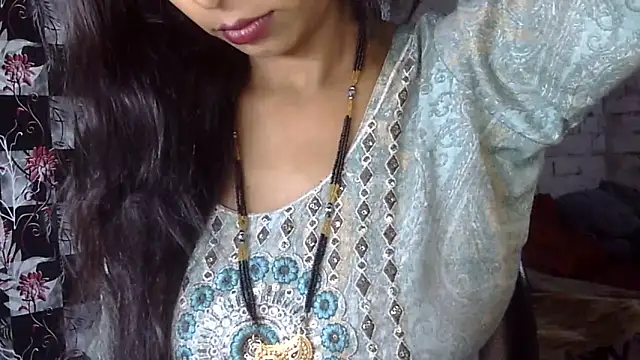 Anjali Milsi online show from 12/21/25, 05:14