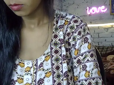 Anjali Milsi online show from 11/23/25, 05:39