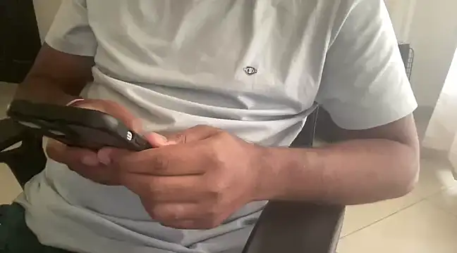 dhruv-sluppy online show from 01/22/25, 08:07