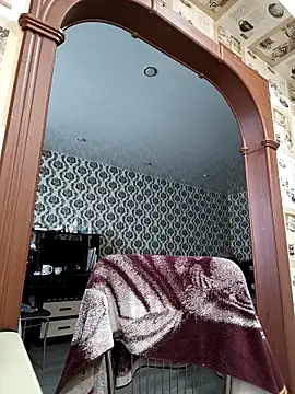 Lady nice cat online show from 12/16/25, 03:00