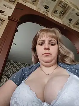 Lady nice cat online show from 06/01/26, 02:45