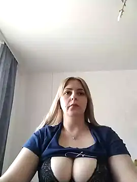 Snapshot of Lady_nice_cat chatting on 03/08/25, 05:59 Lady nice cat online show from 03/08/25, 05:59