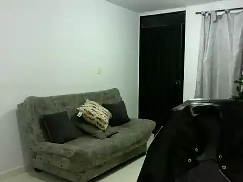 unoxestres online show from 11/22/25, 05:39