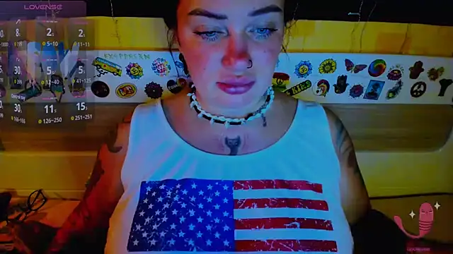 EllieOz online show from 09/19/25, 09:08