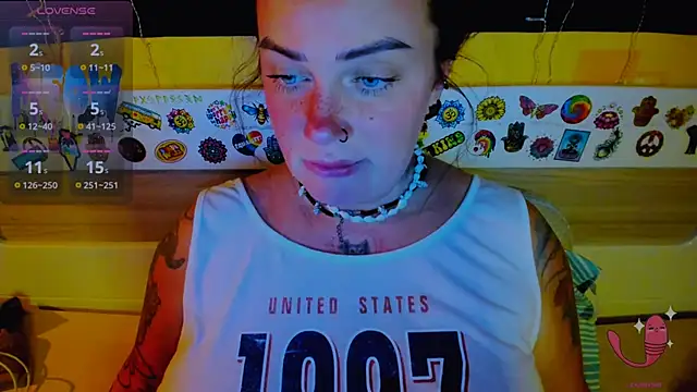 EllieOz online show from 09/27/25, 05:41