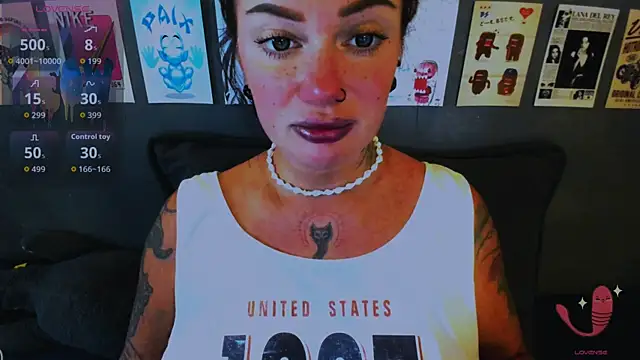 EllieOz online show from 04/18/26, 02:41