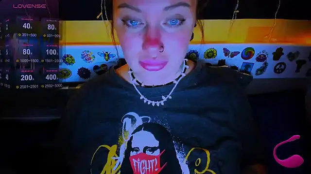 EllieOz online show from 03/17/25, 09:57