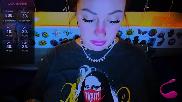 EllieOz online show from 03/15/25, 08:54