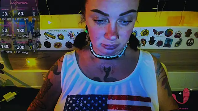 Snapshot of EllieOz chatting on 02/04/26, 04:13 EllieOz online show from 02/04/26, 04:13