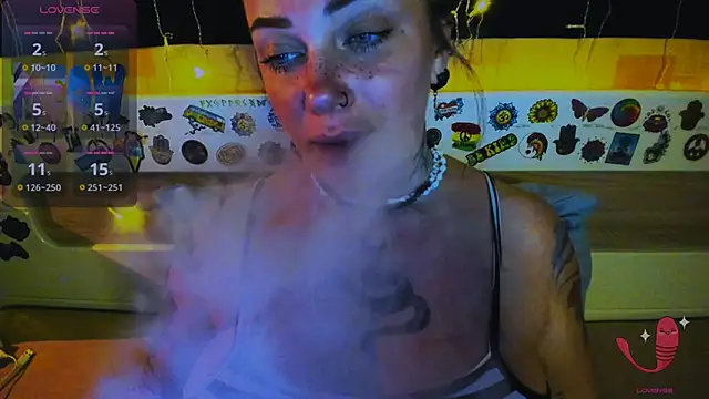 Snapshot of EllieOz chatting on 02/10/26, 04:17 EllieOz online show from 02/10/26, 04:17