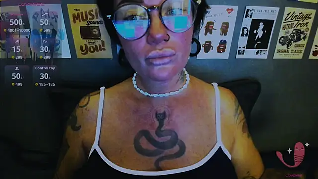 EllieOz online show from 05/06/26, 07:18