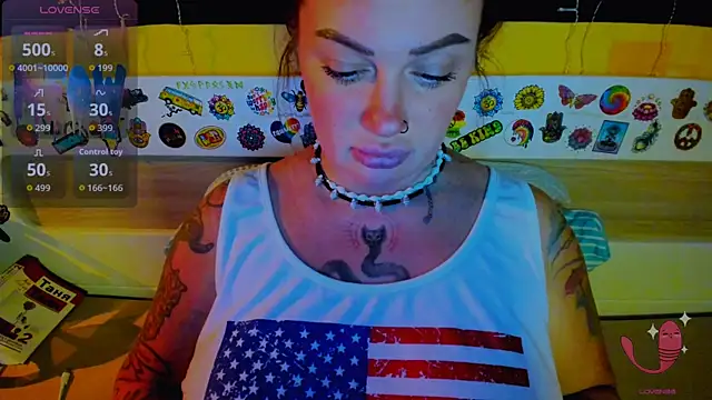 Snapshot of EllieOz chatting on 11/07/25, 07:51 EllieOz online show from 11/07/25, 07:51