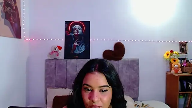 Snapshot of JossieGrey chatting on 11/11/25, 05:13 JossieGrey online show from 11/11/25, 05:13